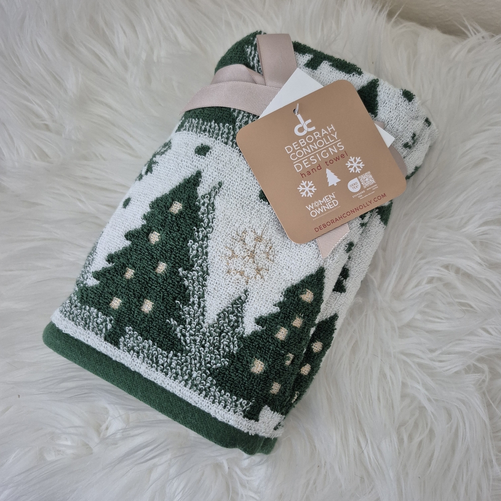 Deborah Conolly Christmas Green and White Hand Towels (set of 2pc)